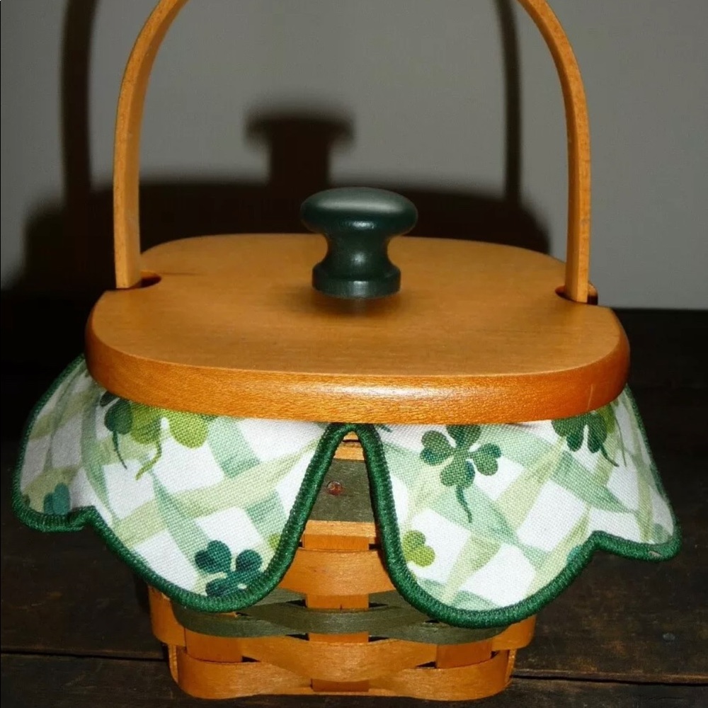 Longaberger 1999 St Patrick's Day Lots of Luck